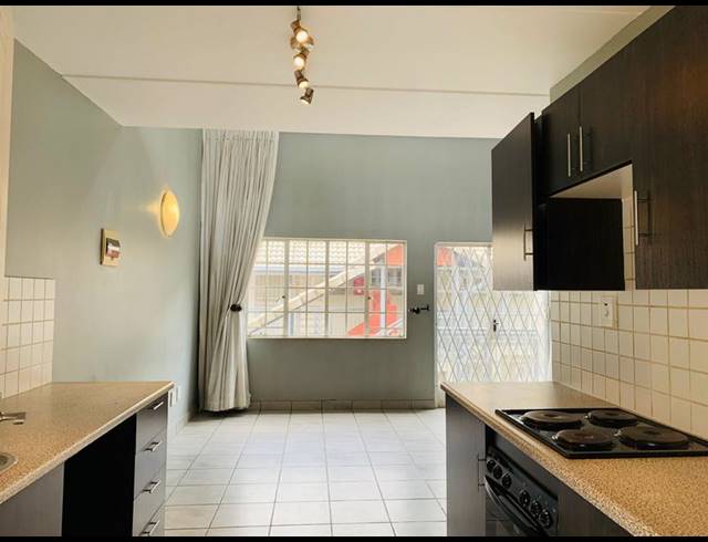 1 BEDROOM APARTMENT FOR SALE IN HATFIELD